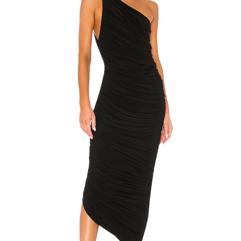 Norma Kamali Elegant Black Ruched One-Shoulder Dress